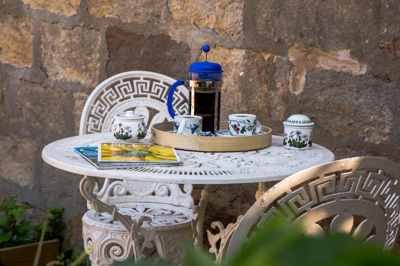 Cold Cotes Harrogate Hotel Exterior foto